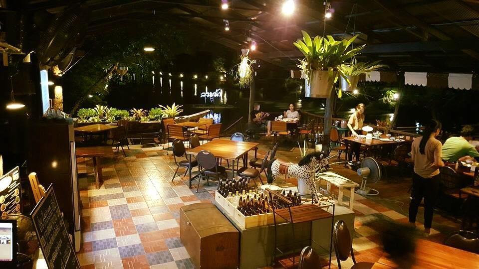 Country Lake View Hotel 수판 부리 외부 사진