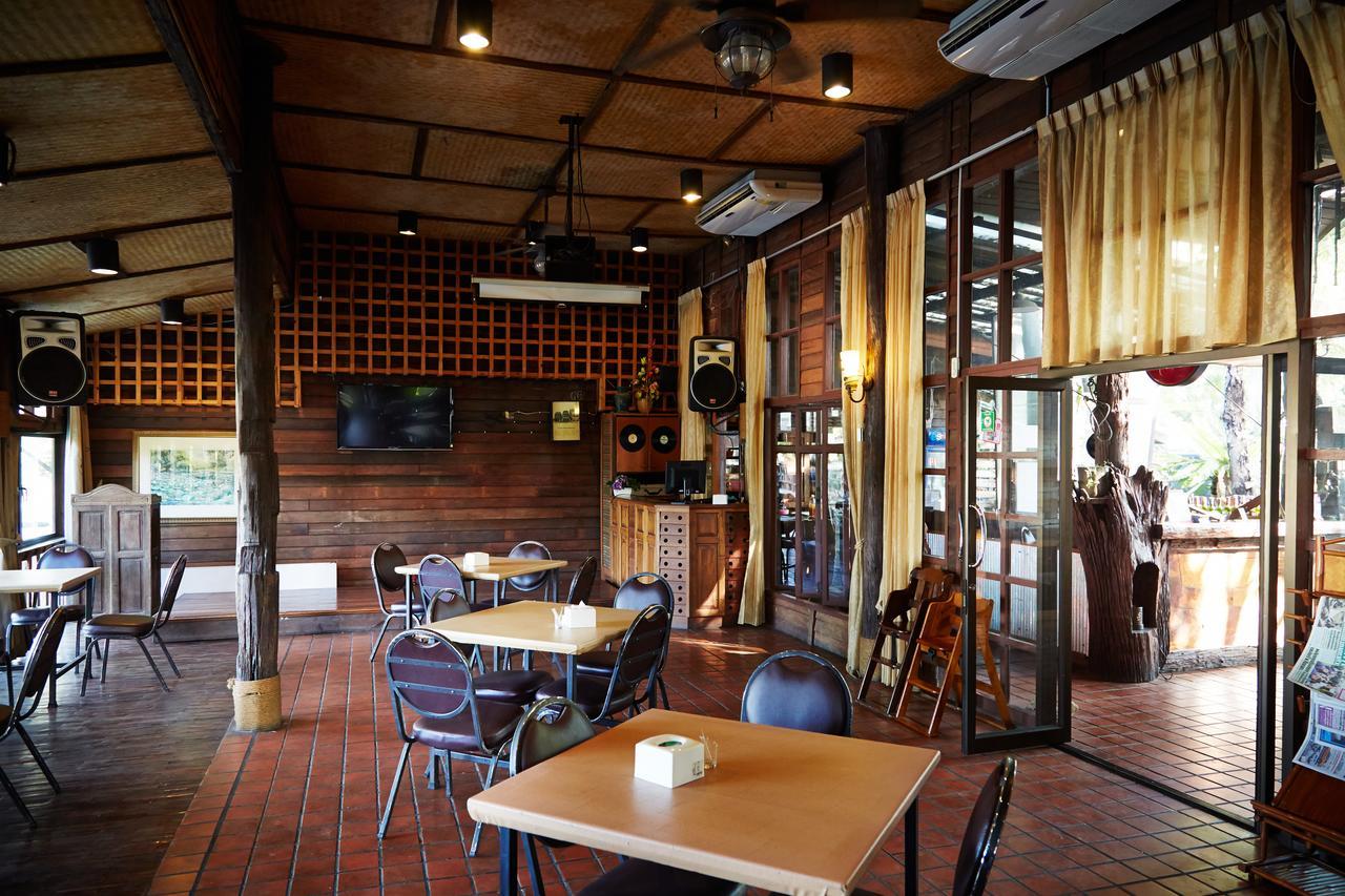 Country Lake View Hotel 수판 부리 외부 사진