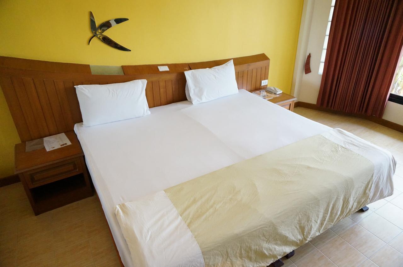 Country Lake View Hotel 수판 부리 외부 사진